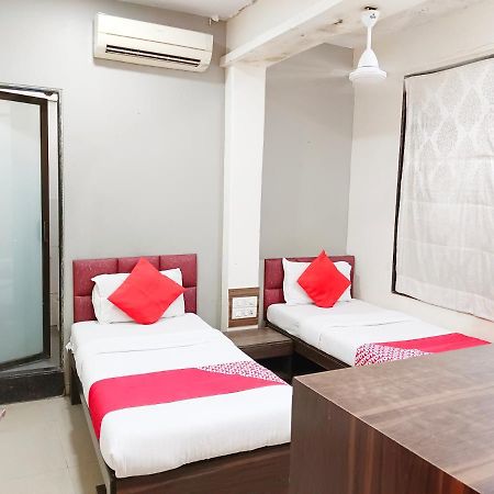 Hotel Amfahh - Andheri West Railway Station 뭄바이 외부 사진