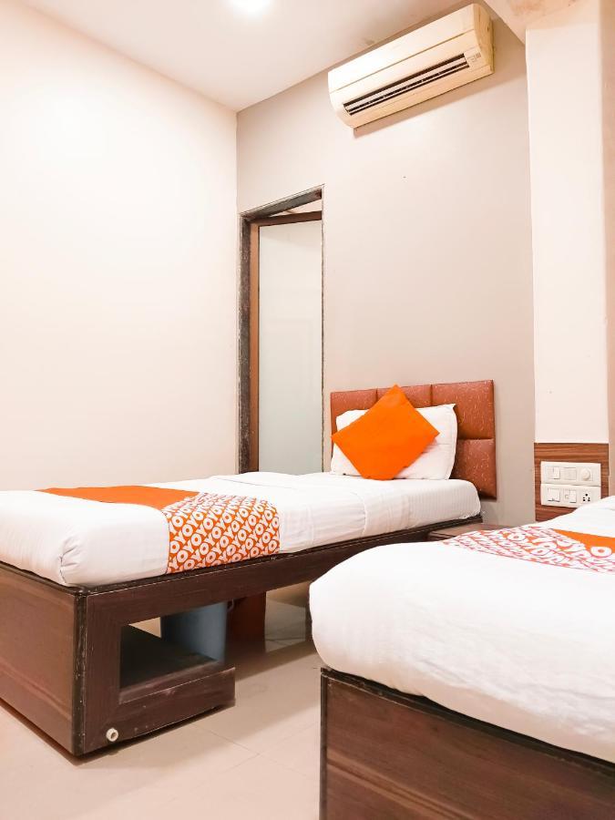 Hotel Amfahh - Andheri West Railway Station 뭄바이 외부 사진